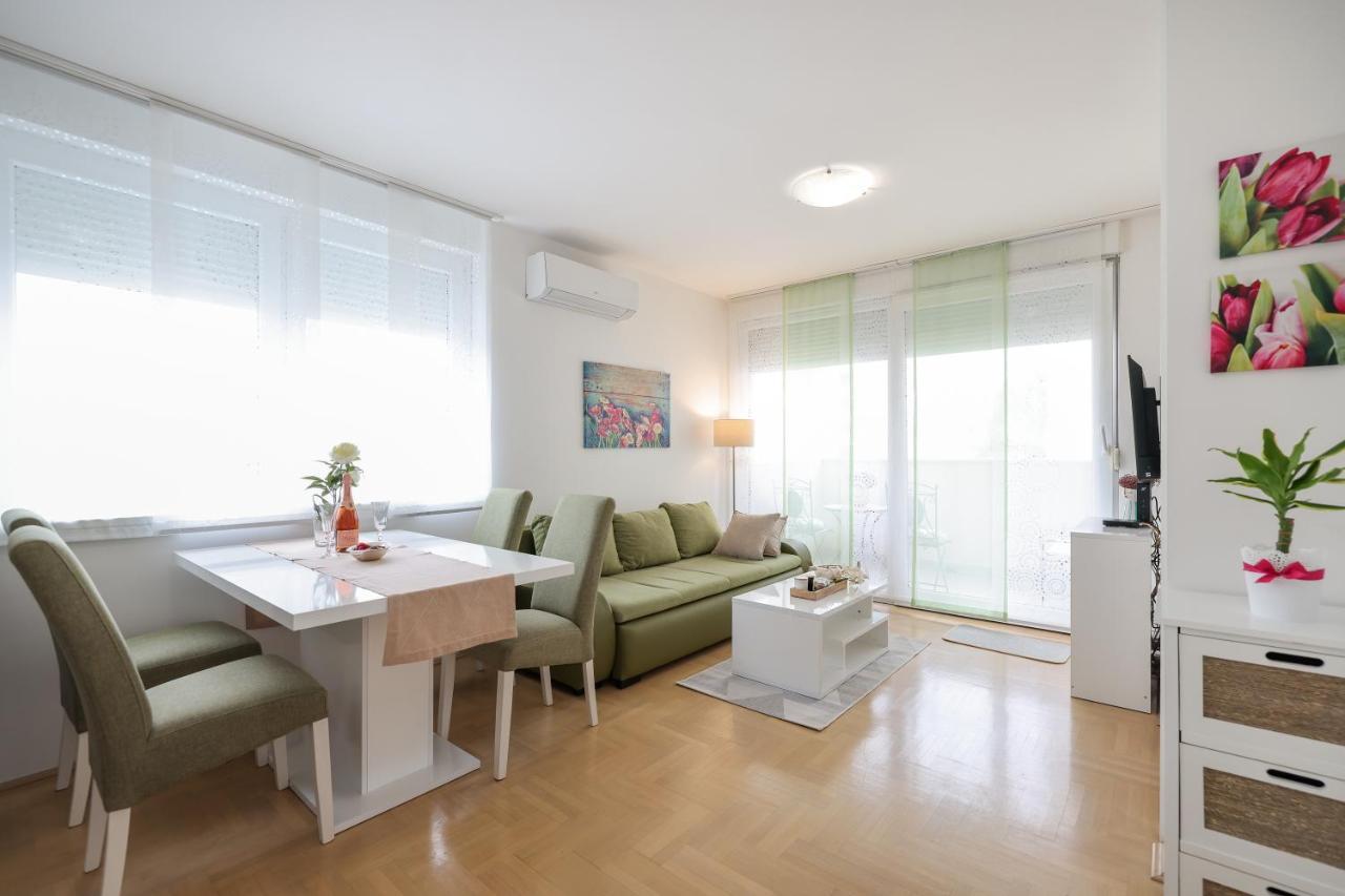 Cozy Niko - Private Parking And Balcony Apartment *