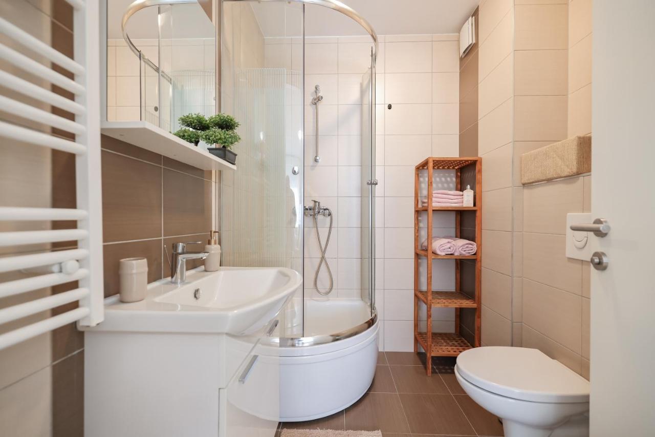 Cozy Niko - Private Parking And Balcony Apartment *