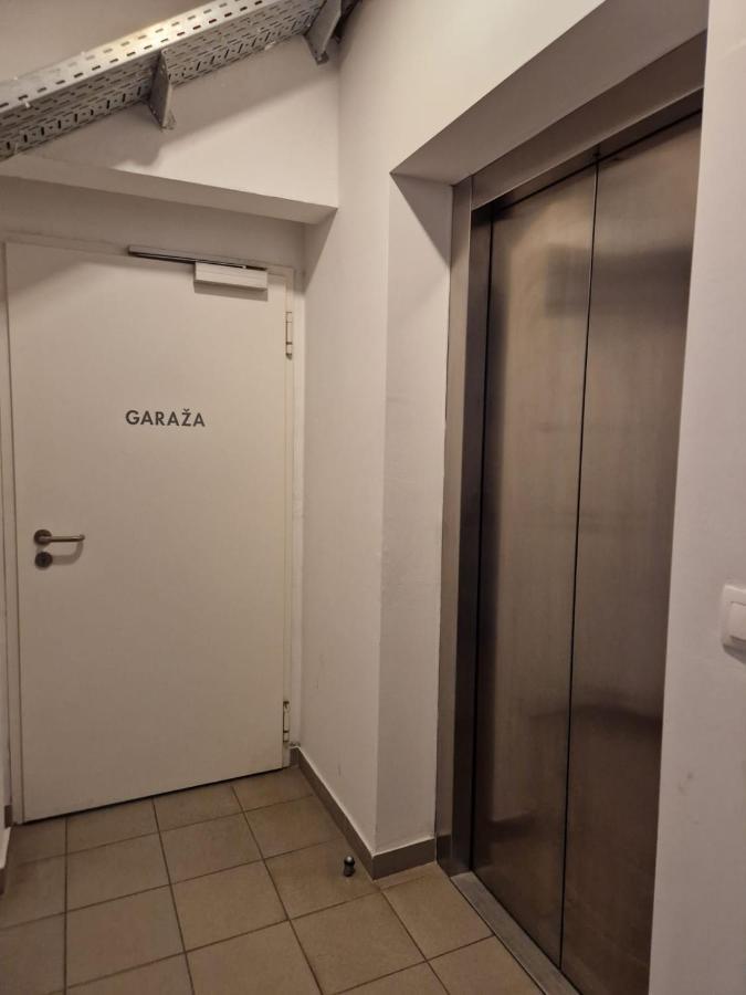 Apartmán Cozy Niko - Private Parking And Balcony Zadar
